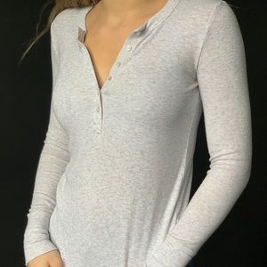 Aerie long sleeve shirt